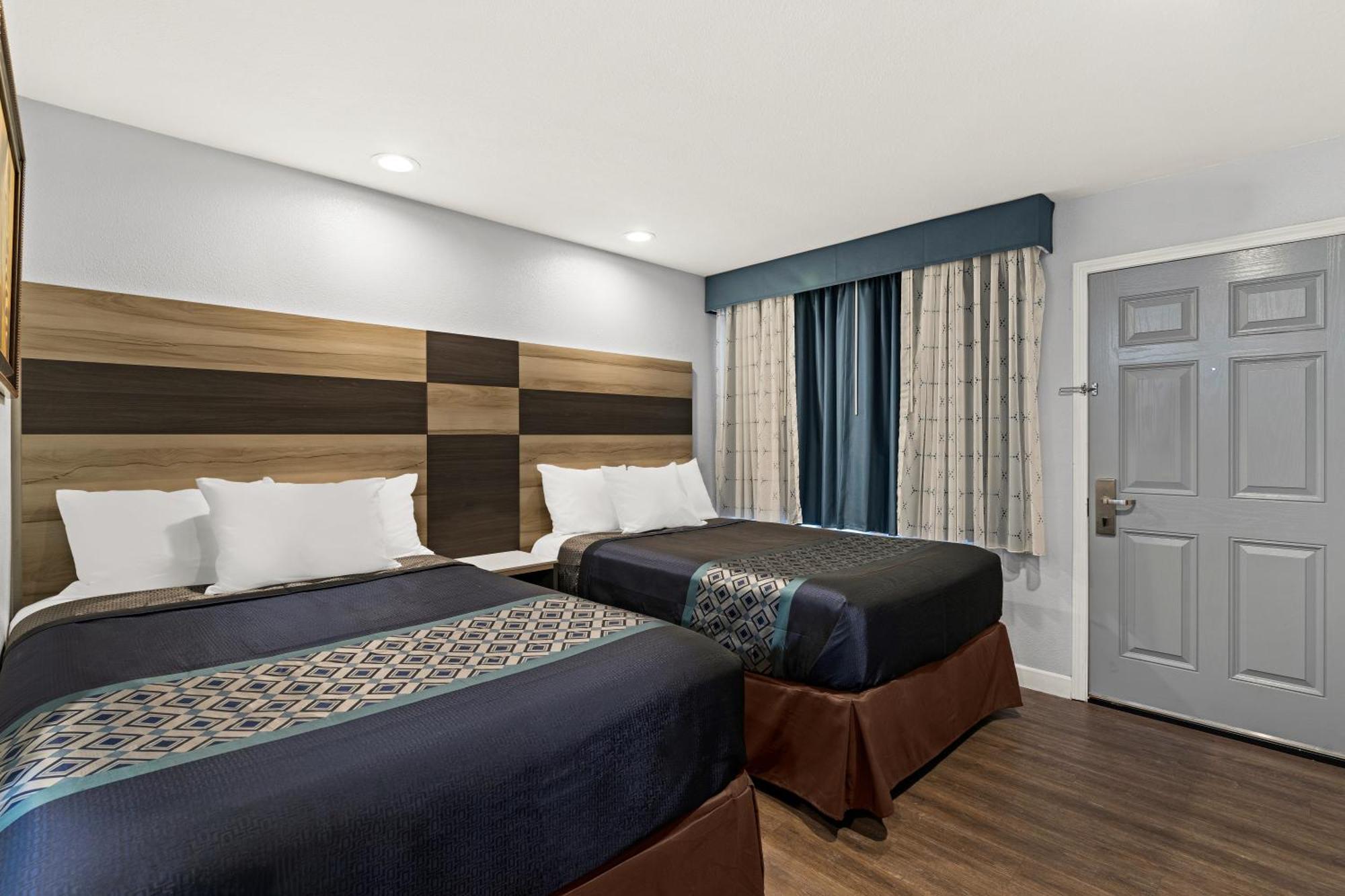 Bay Breeze Inn Oakland Esterno foto