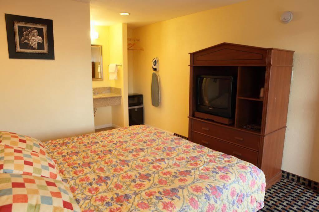 Bay Breeze Inn Oakland Esterno foto